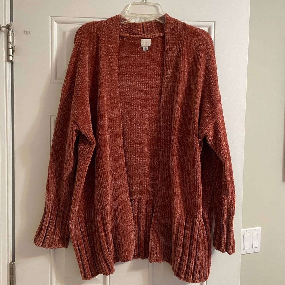 Super soft cardigan!